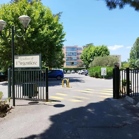 Apartamento Studio 1-4 Pers Avec Parking Prive 2km Mer & Base Nature Fréjus