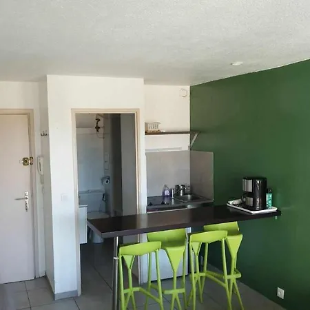 Studio 1-4 Pers Avec Parking Prive 2km Mer & Base Nature Apartamento